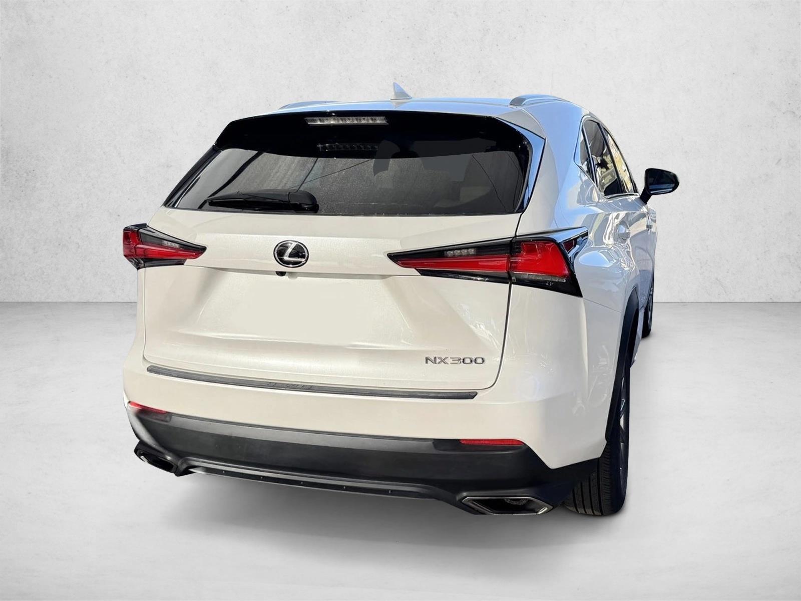 2020 Lexus NX 300 photo 4