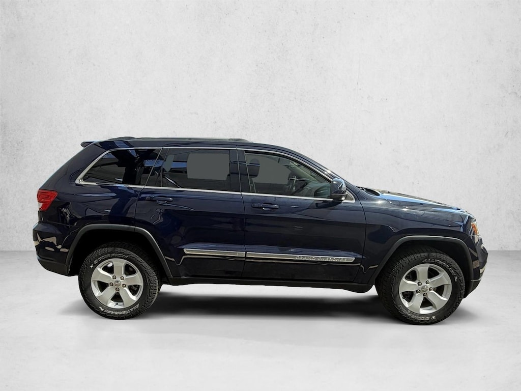 Used 2013 Jeep Grand Cherokee Laredo SUV
