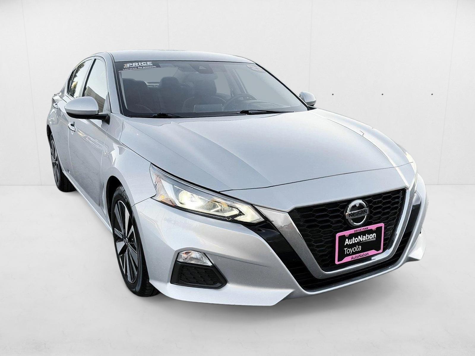 2022 Nissan Altima 2.5 SV photo 3