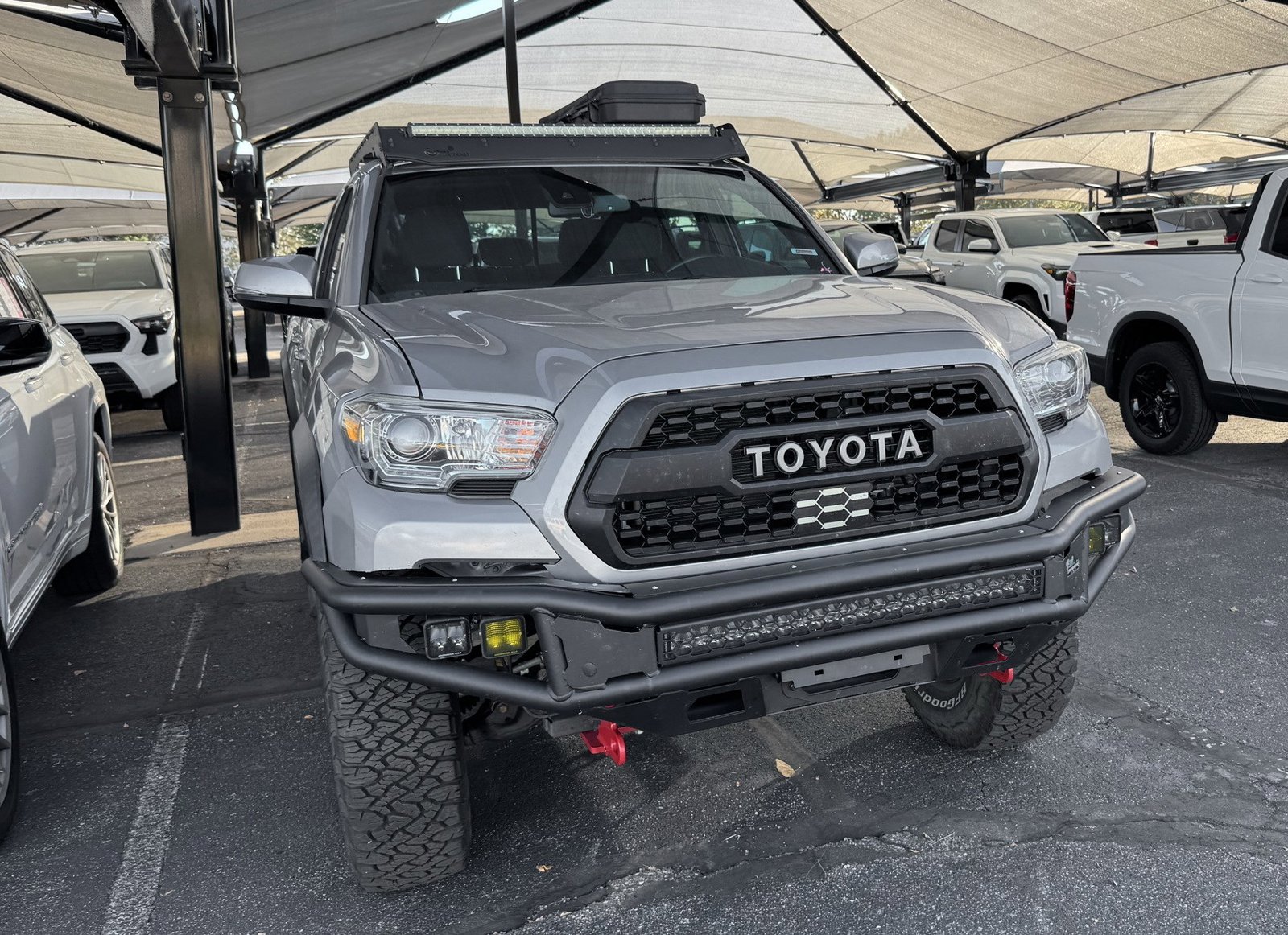 2019 Toyota Tacoma TRD V6 photo 2