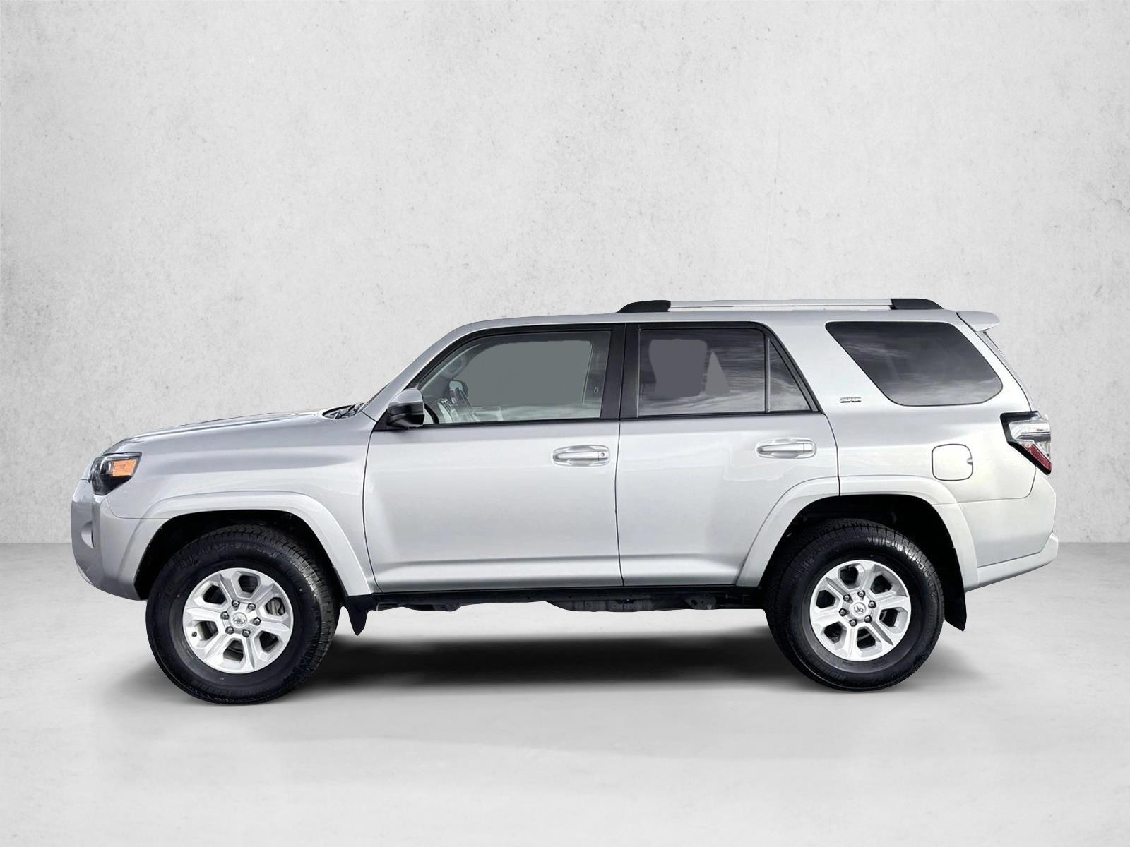 2024 Toyota 4Runner SR5 photo 4
