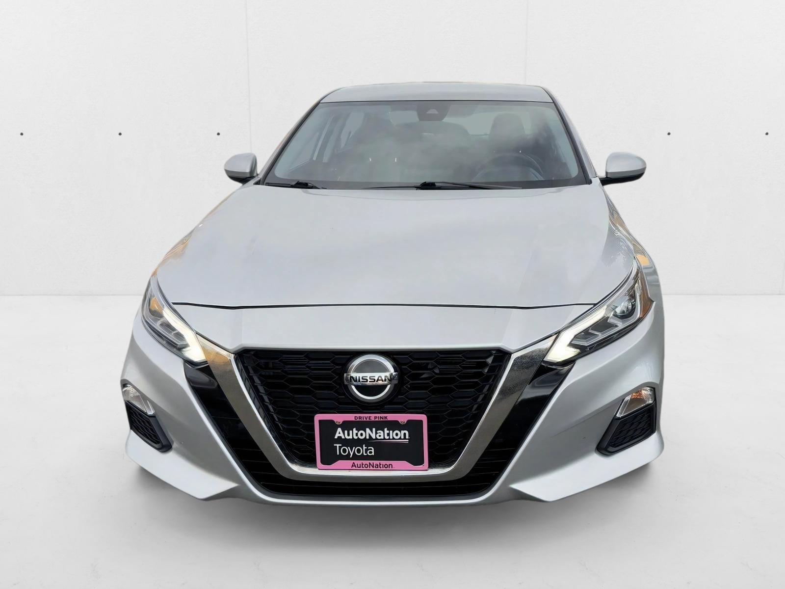 2022 Nissan Altima 2.5 SV photo 2