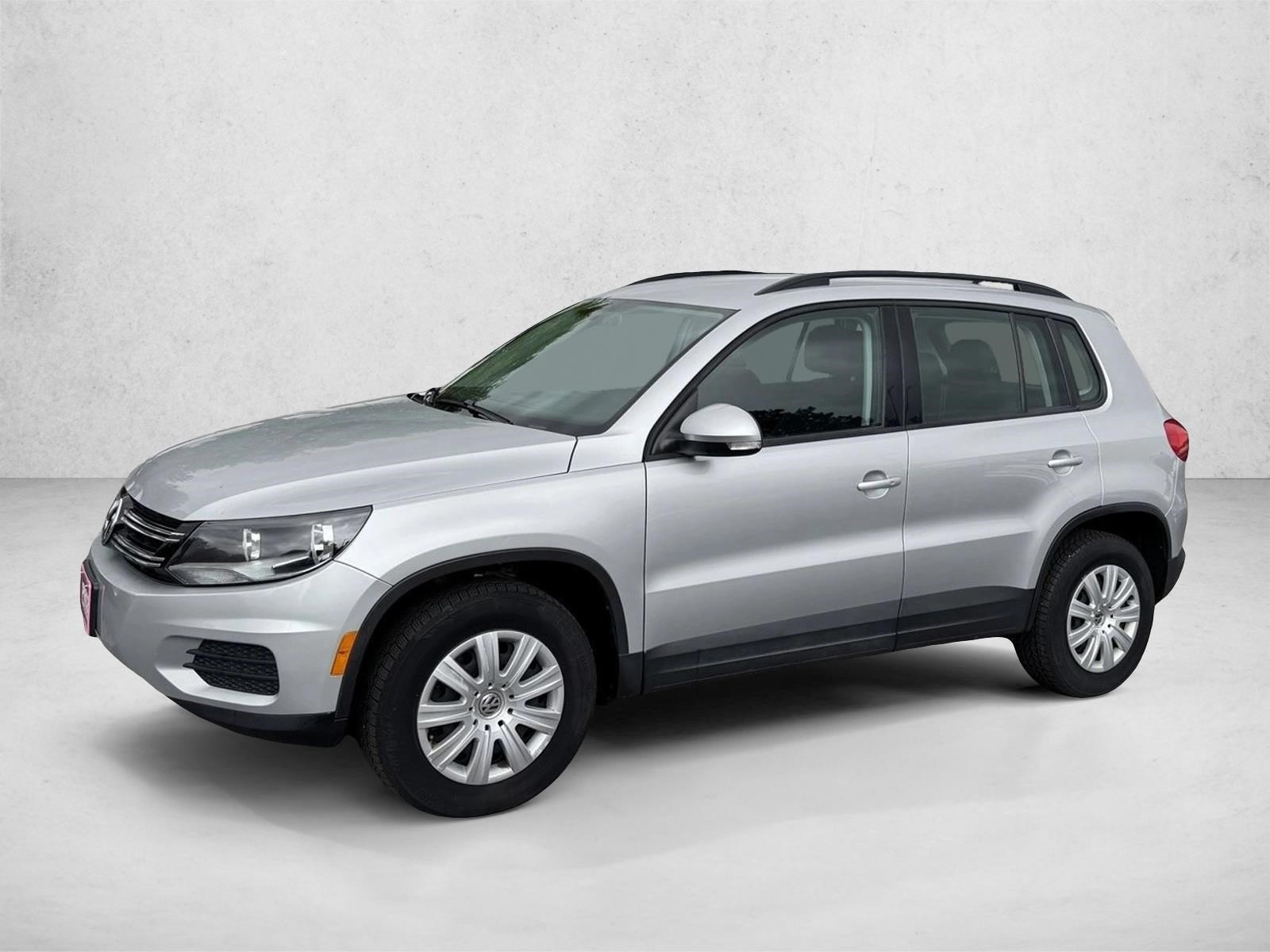 2018 Volkswagen Tiguan Limited 2.0T 4Motion's photo