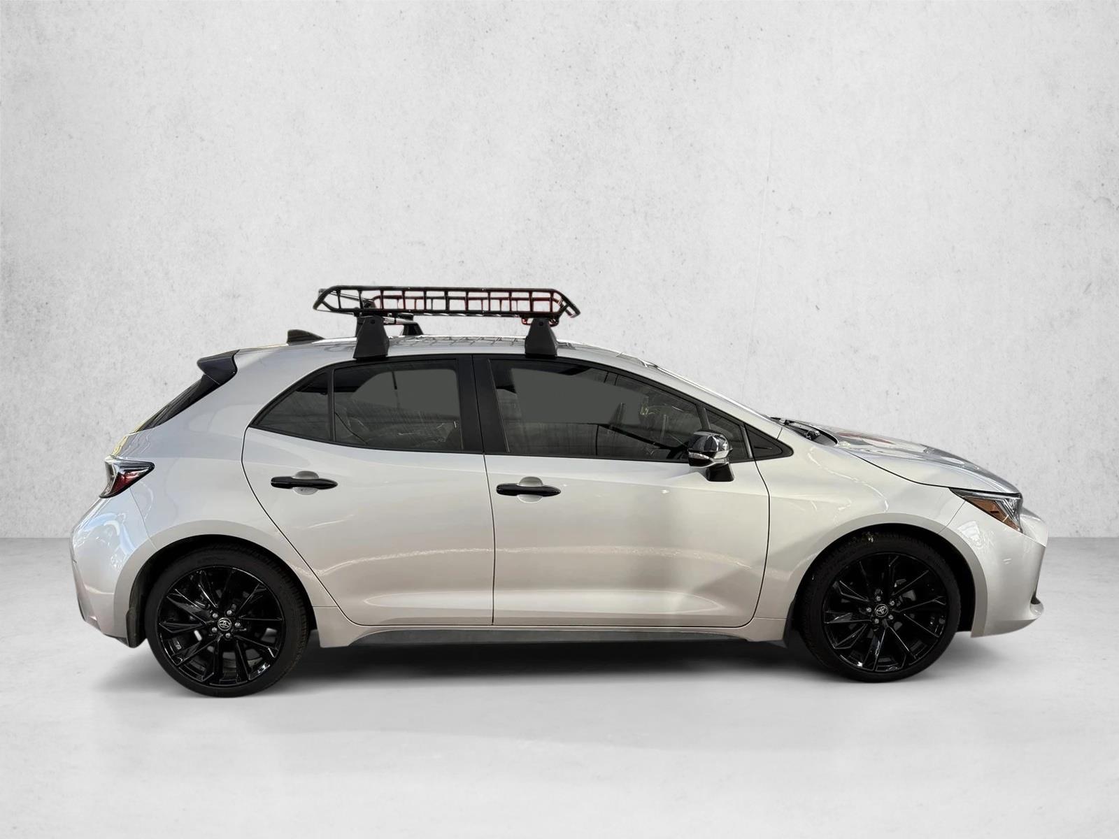 2021 Toyota Corolla SE Nightshade Edition photo 3