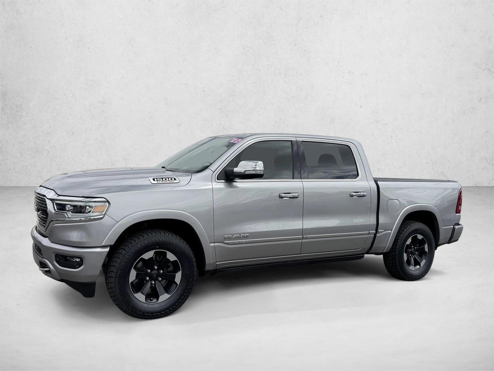 2022 RAM 1500 Limited 4x4 Crew Cab 5'7's photo