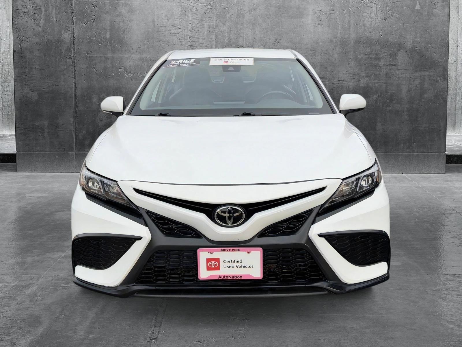 Used 2022 Toyota Camry SE with VIN 4T1G11AK5NU069232 for sale in Centennial, CO