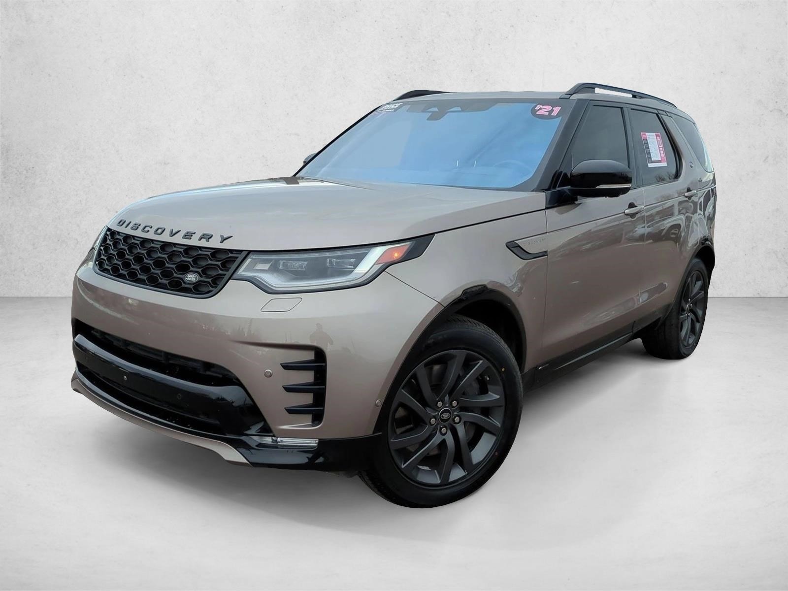 2021 Land Rover Discovery S R Dynamic's photo