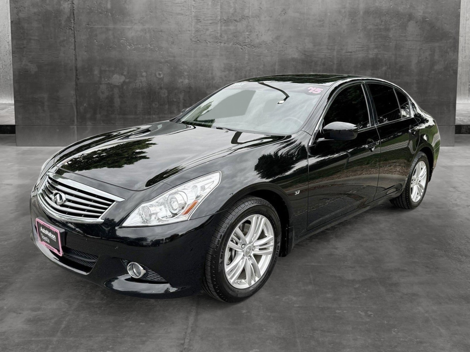 Used 2015 INFINITI Q40 Base with VIN JN1CV6AR8FM522944 for sale in Centennial, CO