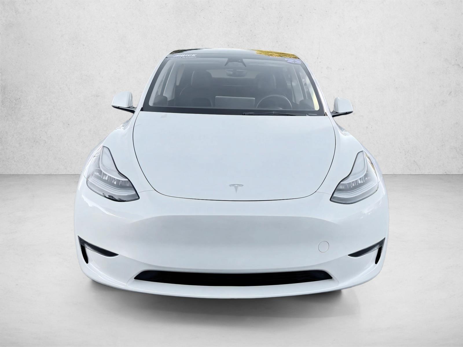 2023 Tesla Model Y Long Range photo 2