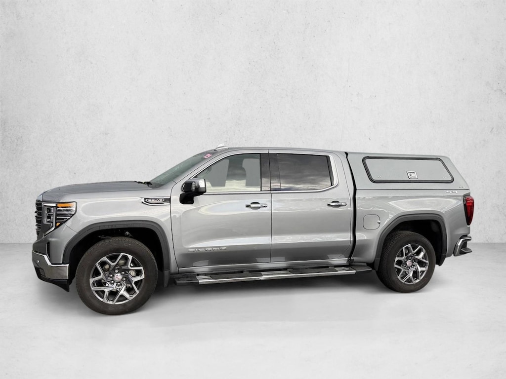 Used 2025 GMC Sierra 1500 SLT Truck Crew Cab