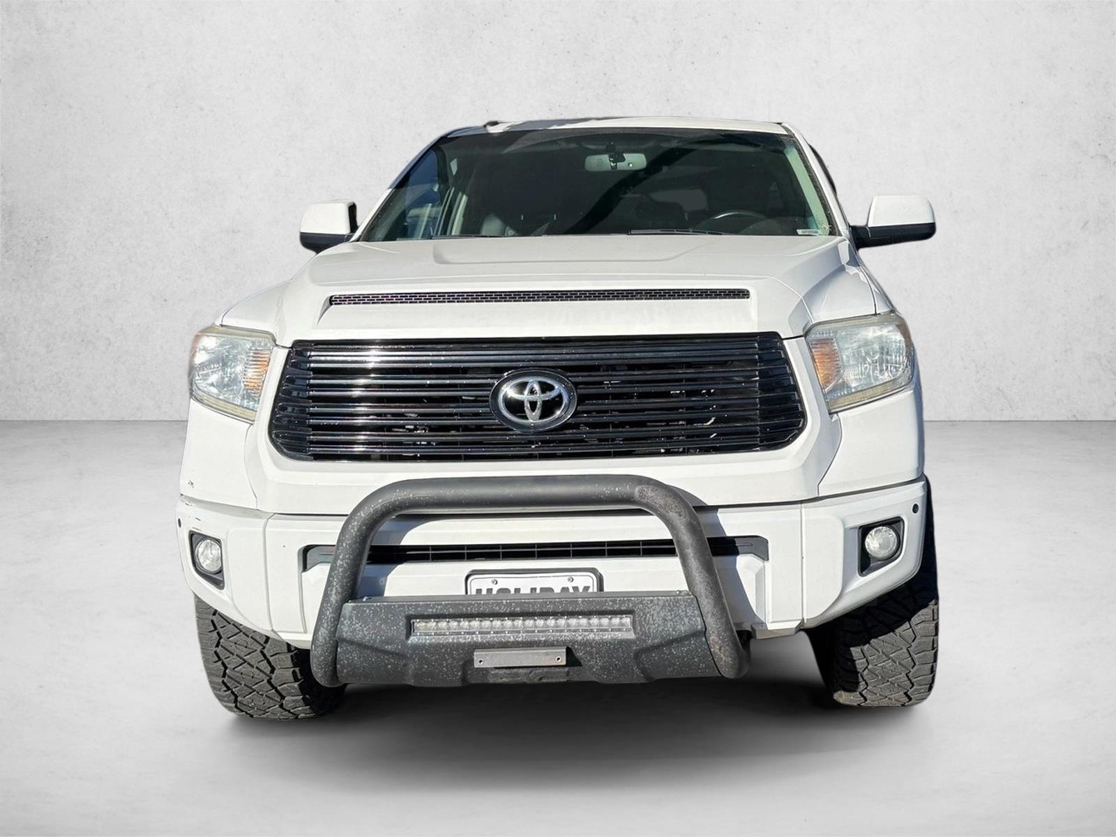 2015 Toyota Tundra Platinum Grade photo 2