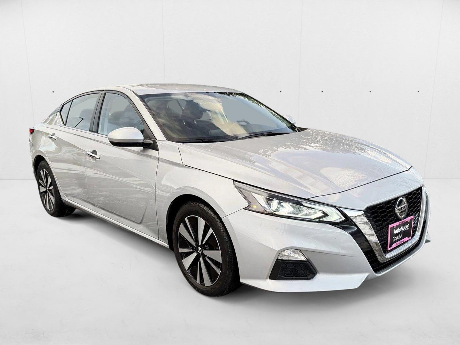 2022 Nissan Altima 2.5 SV photo 3