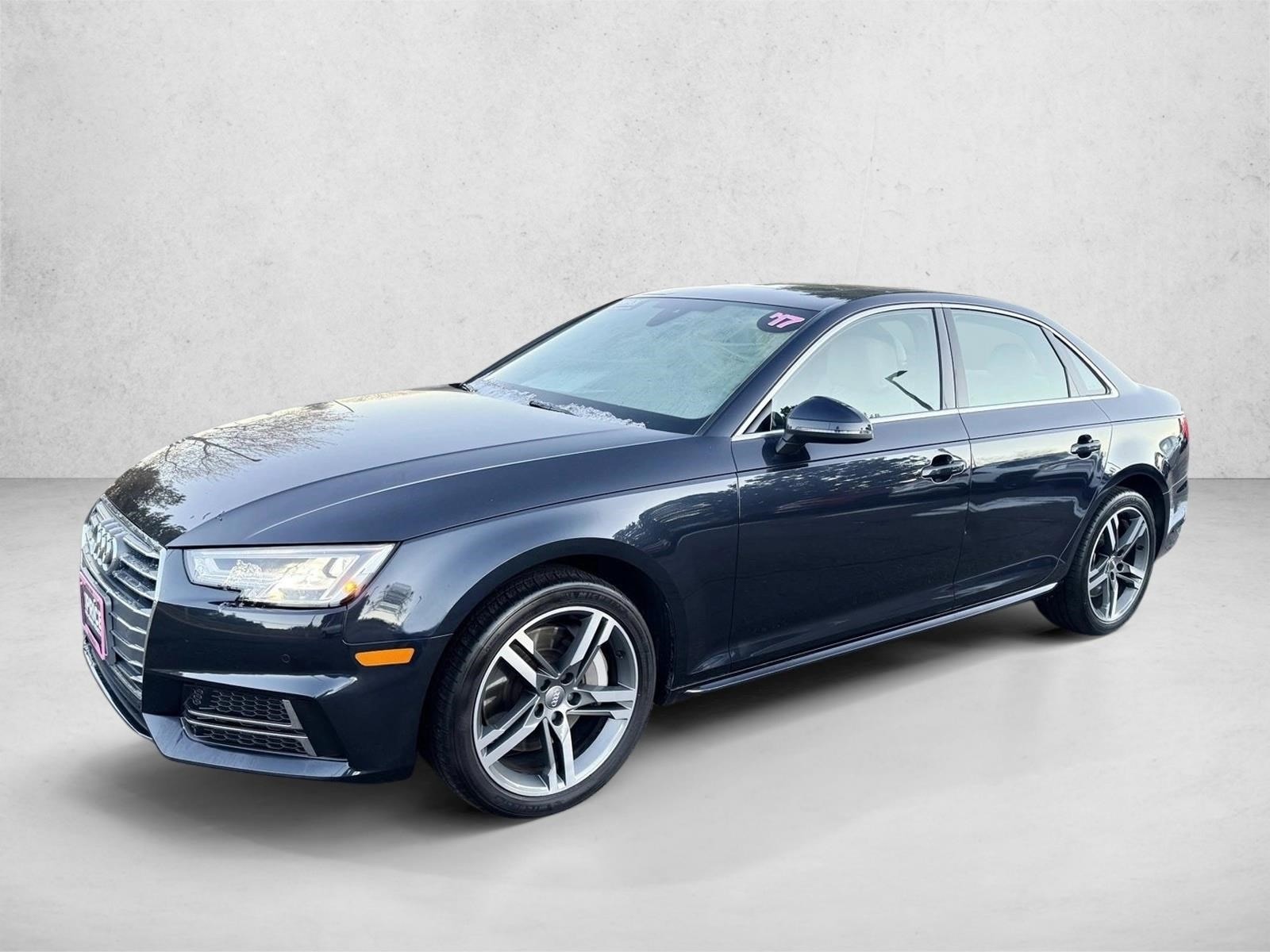 2017 Audi A4 Premium Plus's photo