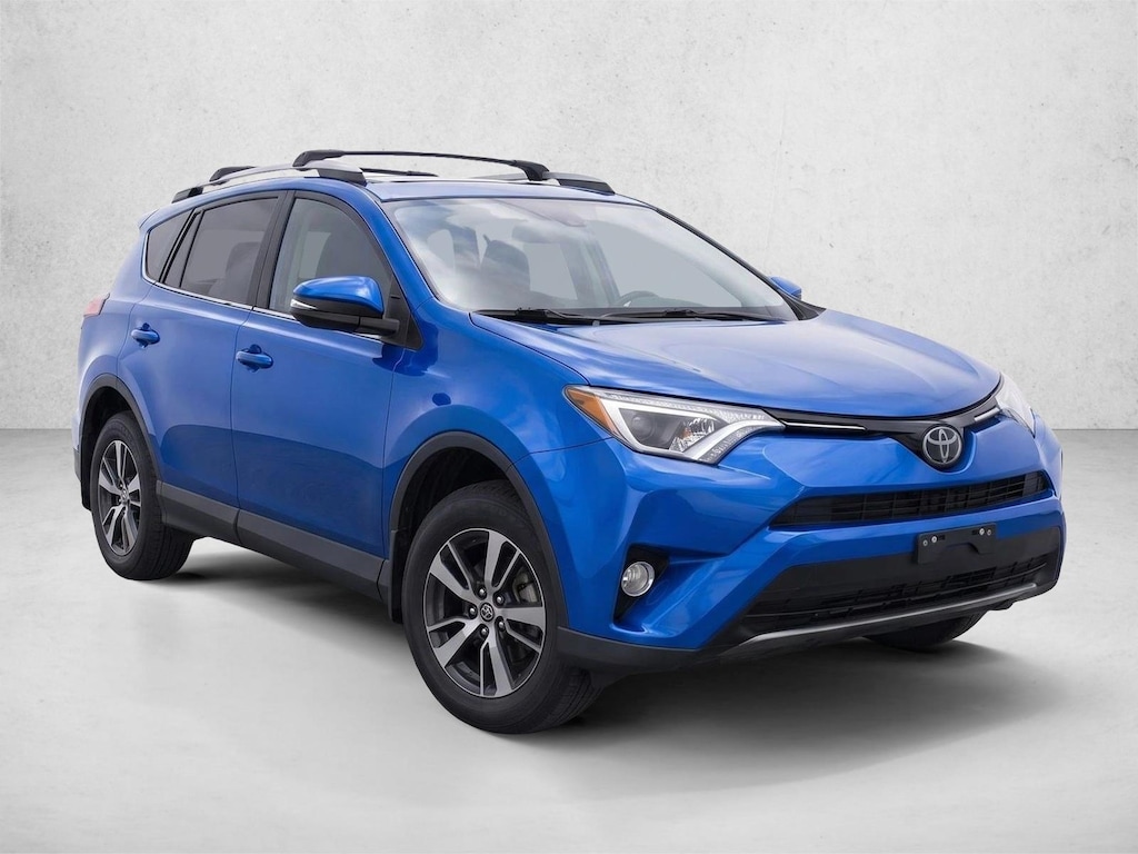 Used 2017 Toyota RAV4 XLE SUV