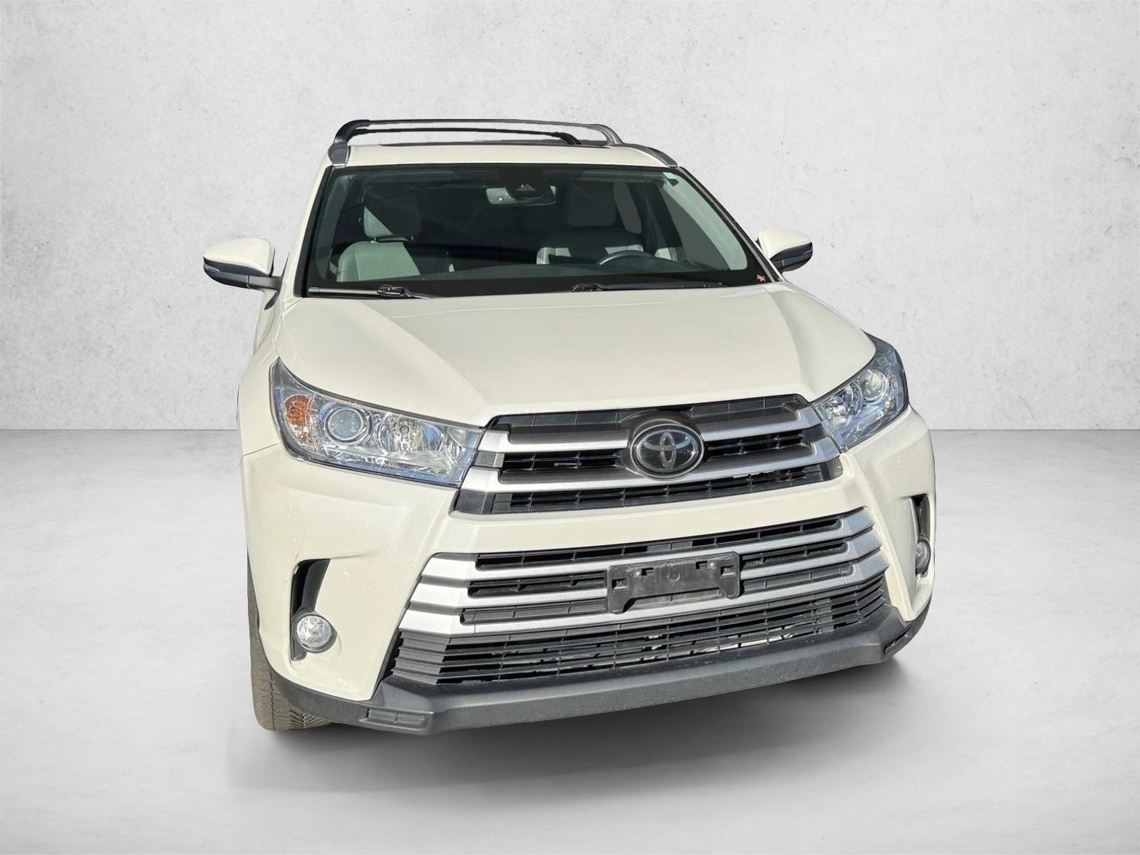 2018 Toyota Highlander XLE photo 3