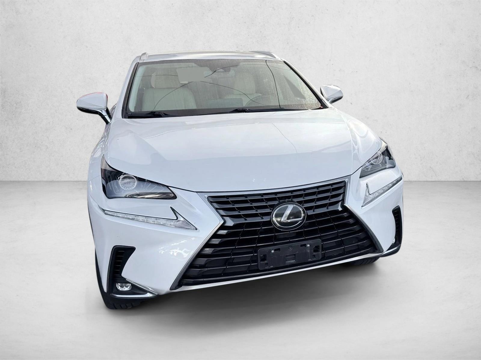 2020 Lexus NX 300 photo 3
