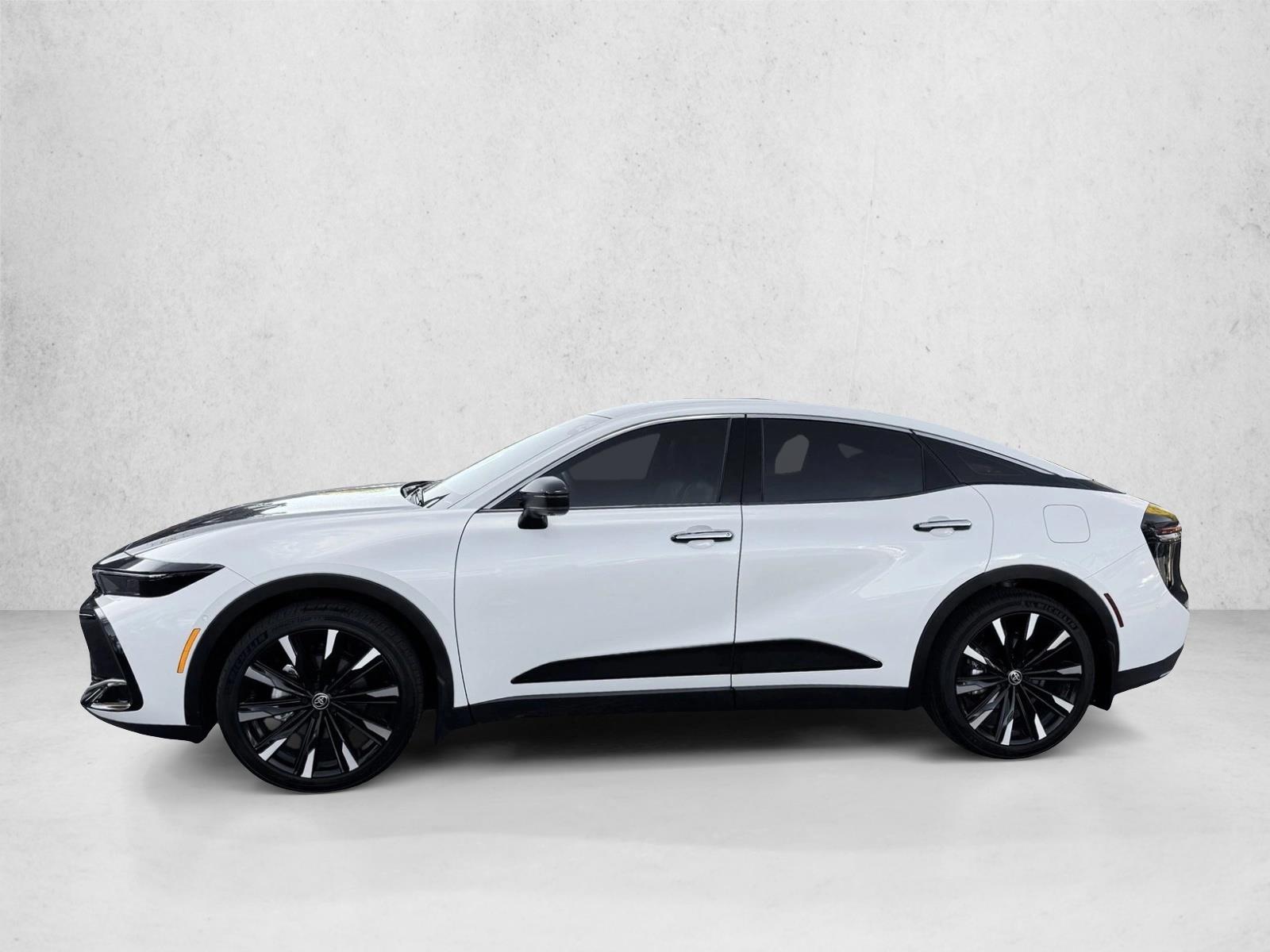 2025 Toyota Crown Platinum photo 4