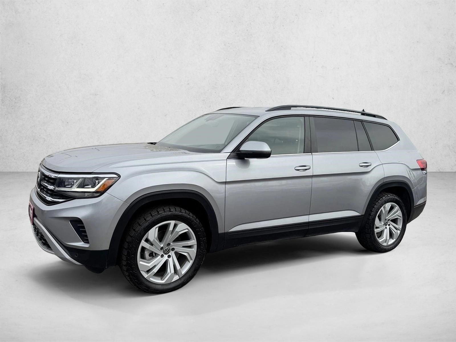2023 Volkswagen Atlas 3.6L SE w/Tech 4MOTION's photo