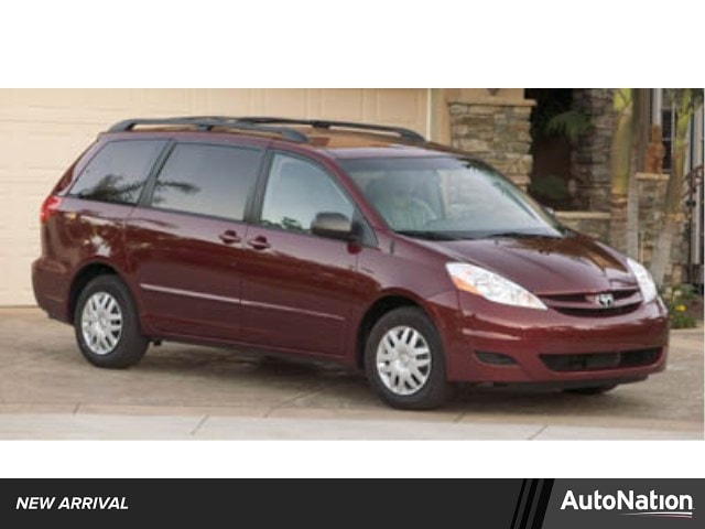 2007 Toyota Sienna's photo