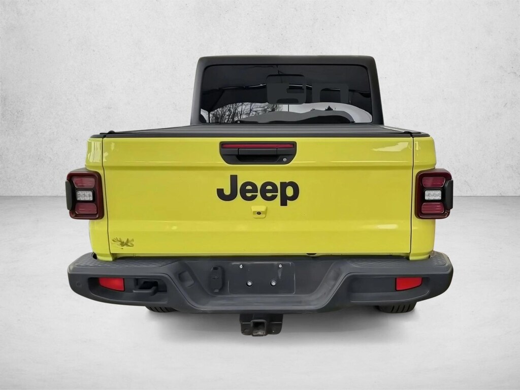 Used 2023 Jeep Gladiator Sport Truck Crew Cab