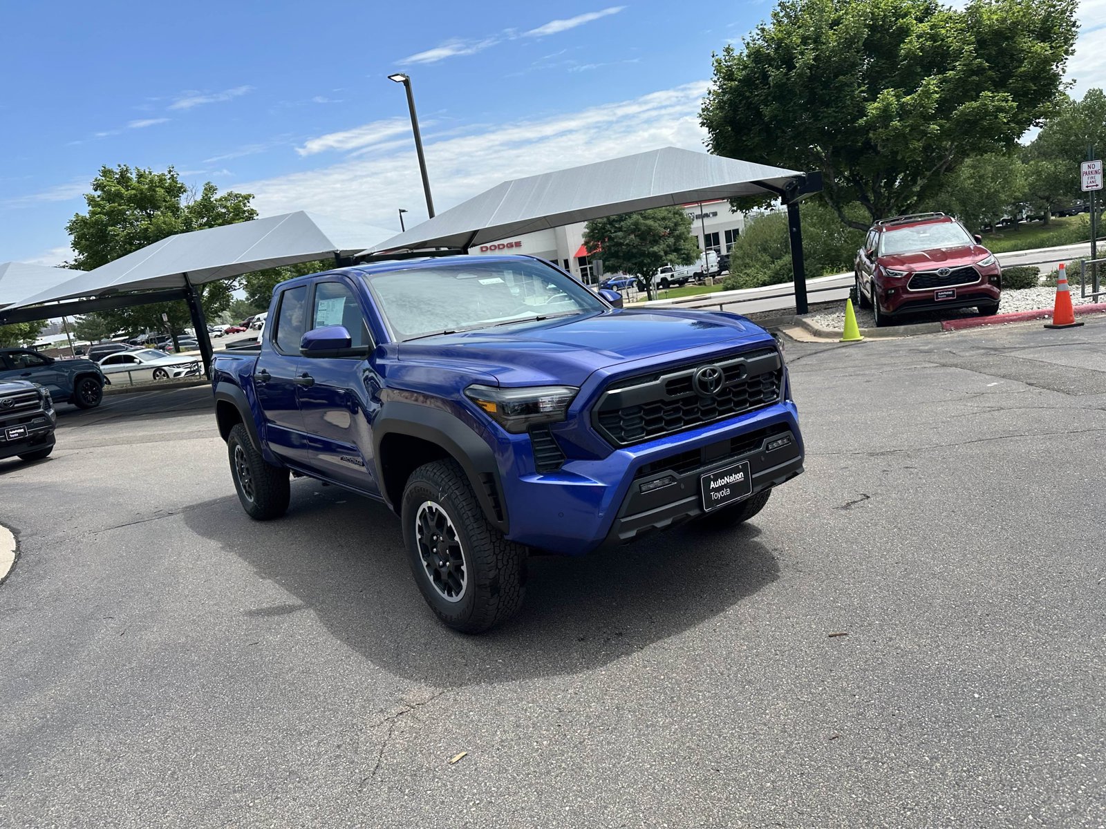 2025 Toyota Tacoma TRD photo 3