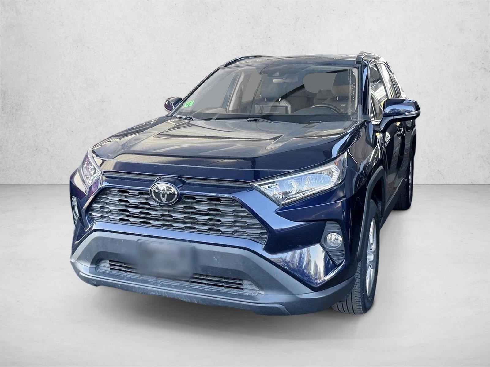 2019 Toyota RAV4 XLE's photo