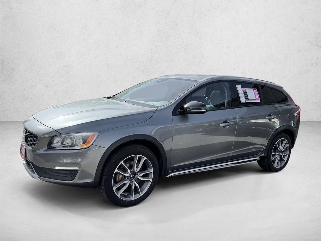Used 2018 Volvo V60 Cross Country T5 AWD Wagon