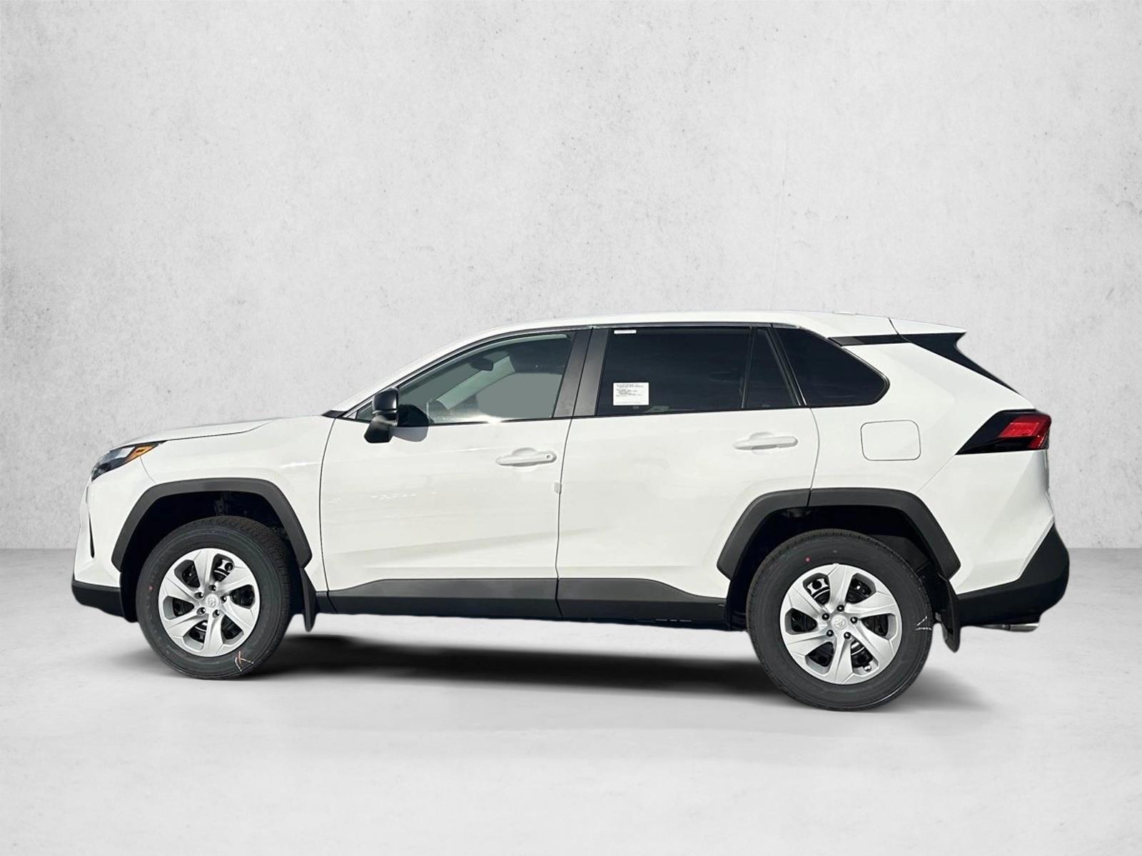 2025 Toyota RAV4 LE photo 4