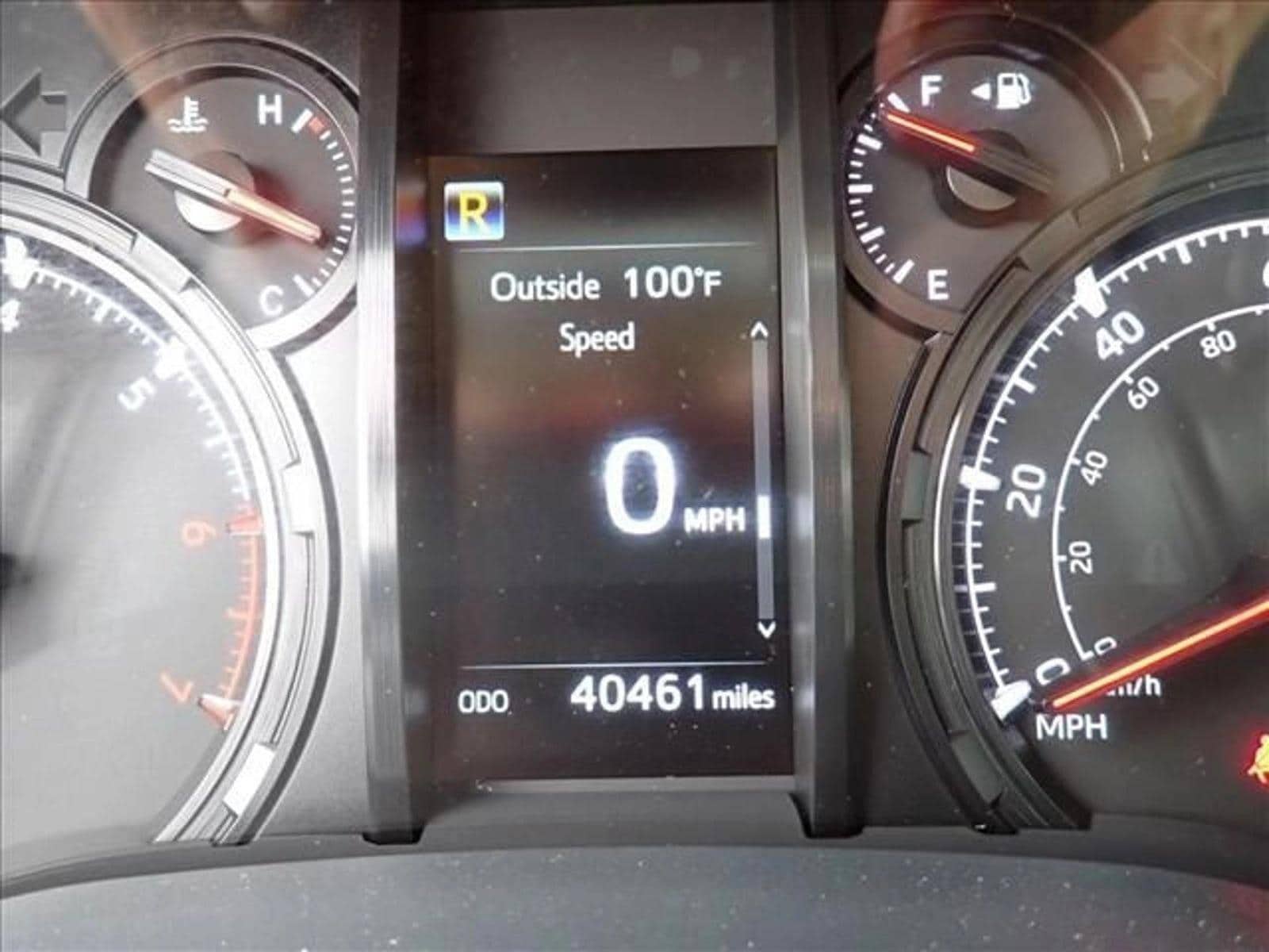 2022 Toyota 4Runner SR5 Premium - Photo 25