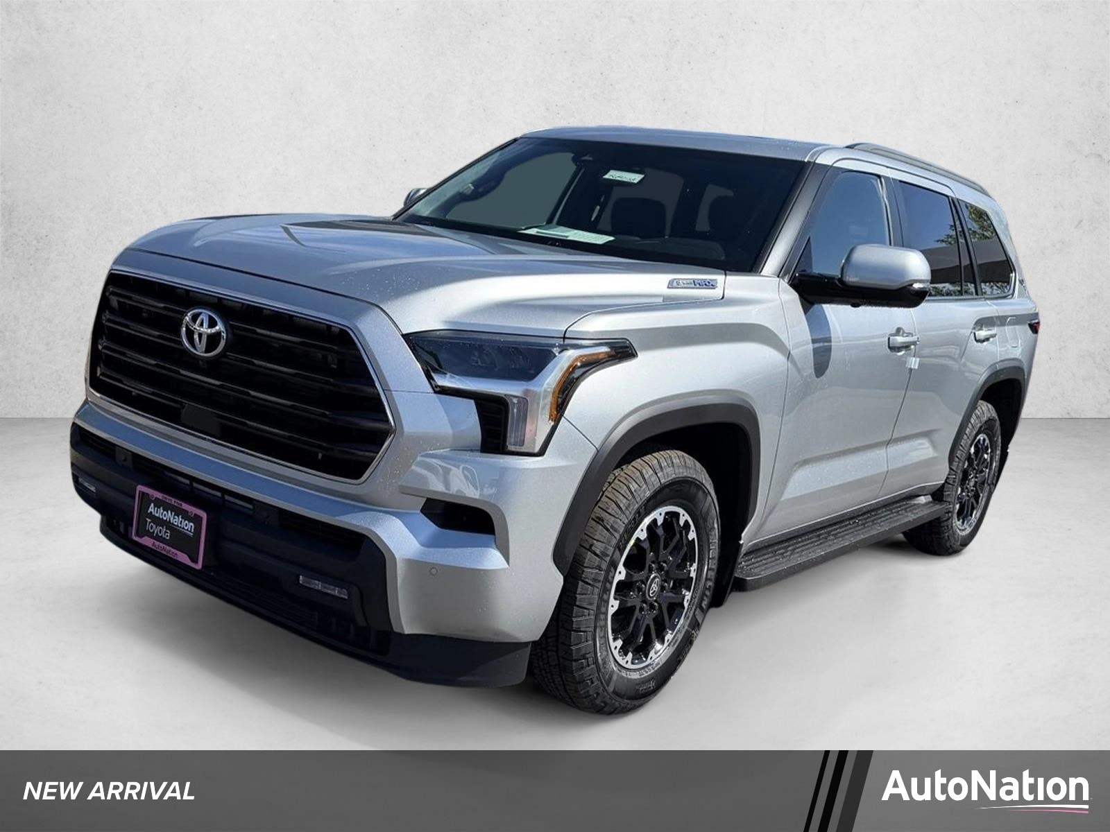 2026 Toyota Sequoia SR5 4WD i-FORCE MAX Hybrid's photo