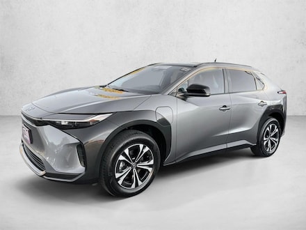 2025 Toyota bZ4X XLE SUV