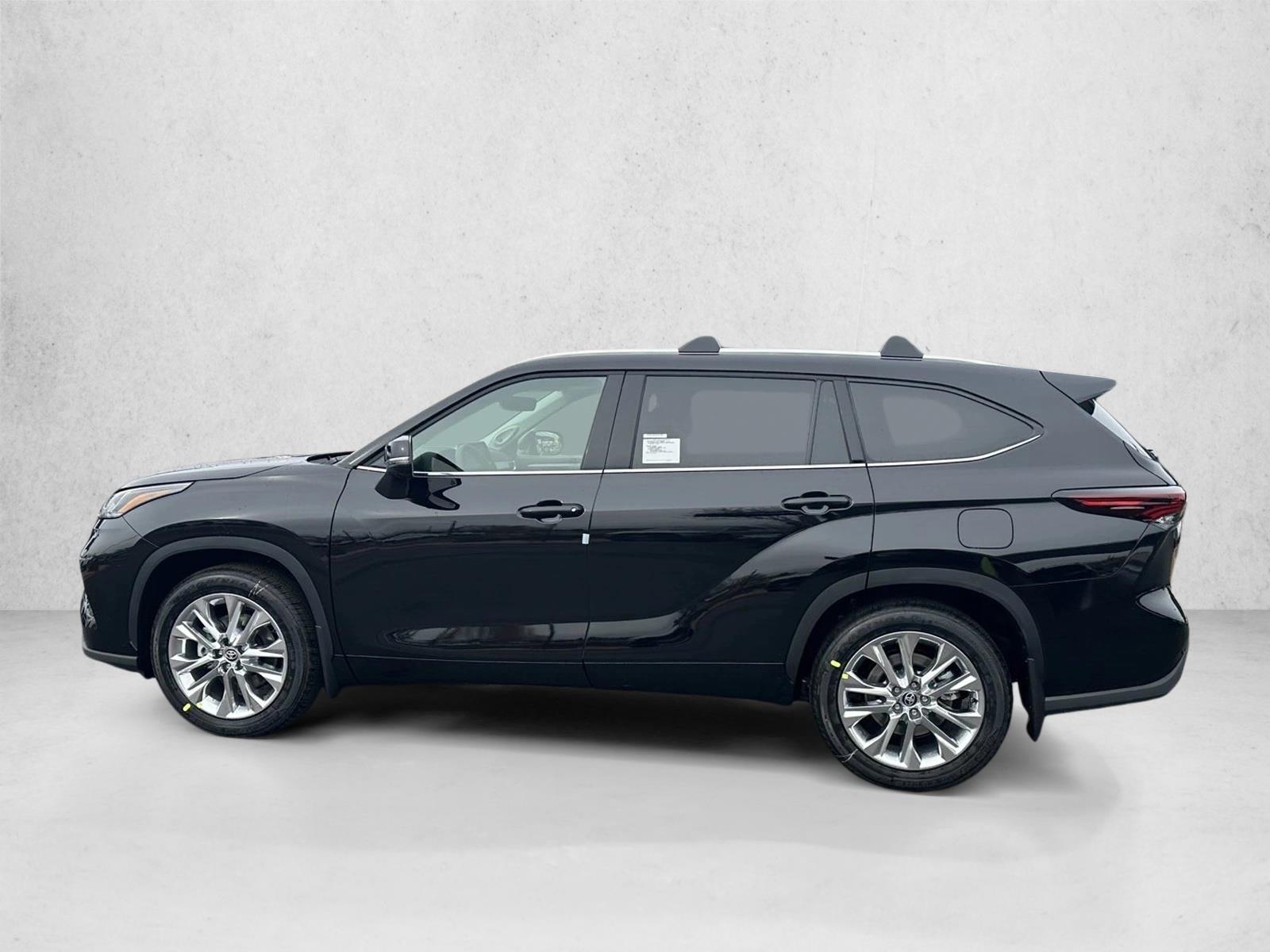 2026 Toyota Highlander Limited photo 2