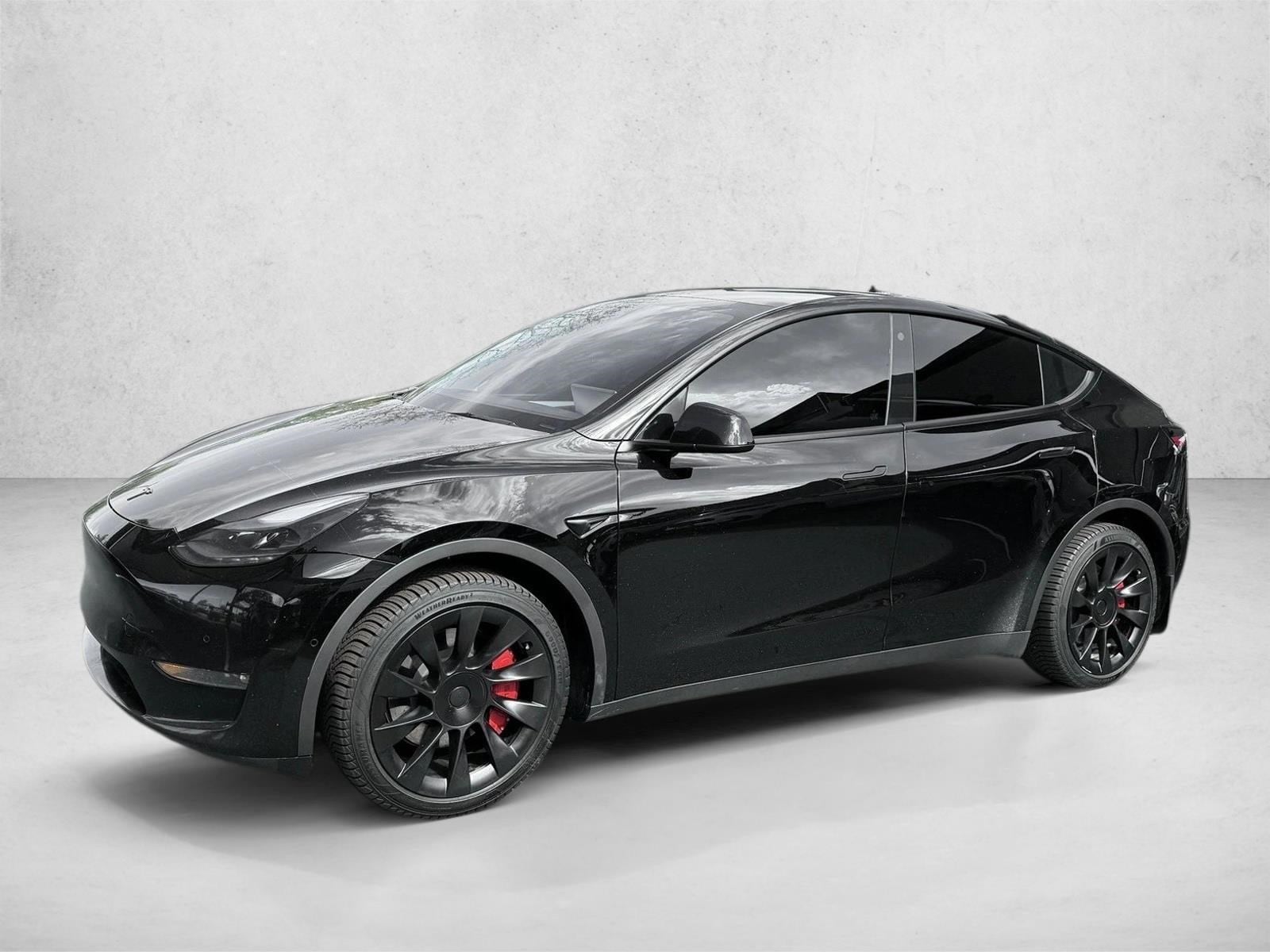 2022 Tesla Model Y Long Range Dual Motor All-Wheel Drive's photo