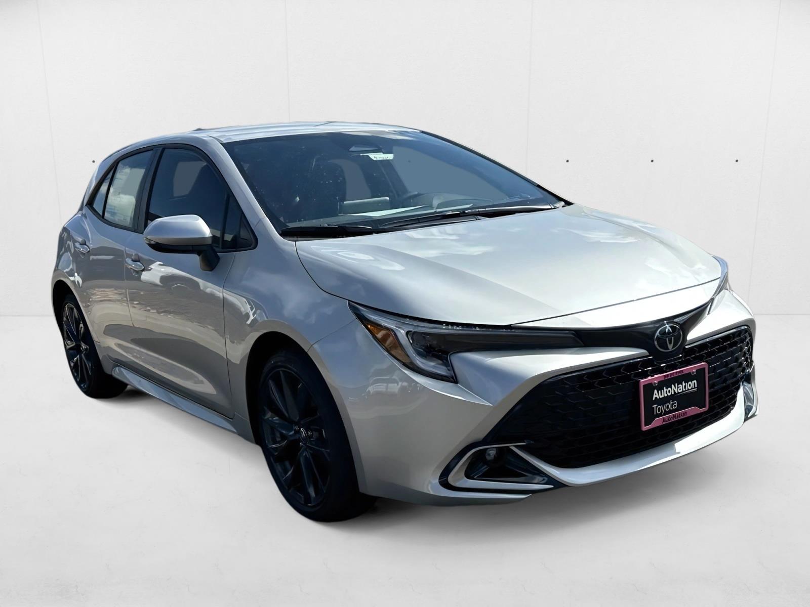 2025 Toyota Corolla XSE photo 3