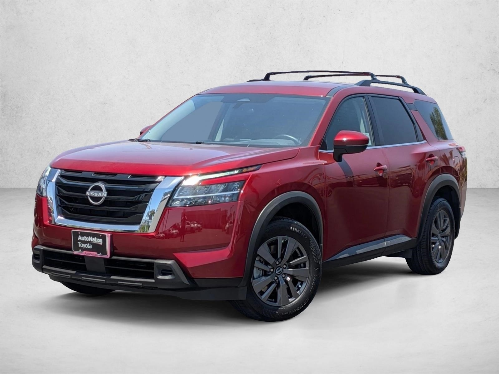 2022 Nissan Pathfinder SV 2WD's photo
