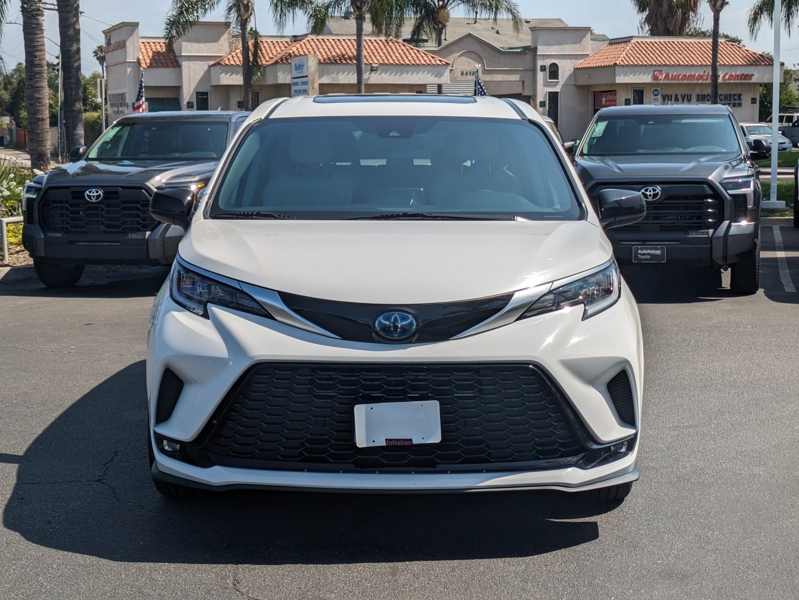Used 2021 Toyota Sienna XSE with VIN 5TDXRKEC8MS017411 for sale in Buena Park, CA