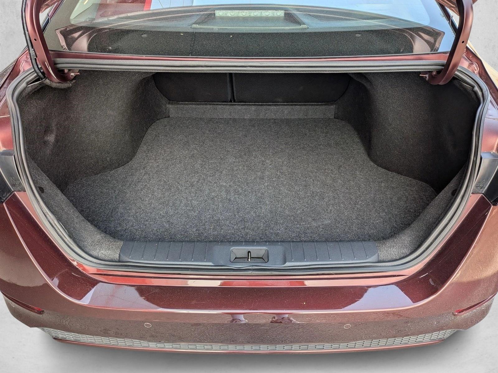 2025 Nissan Sentra SV photo 6