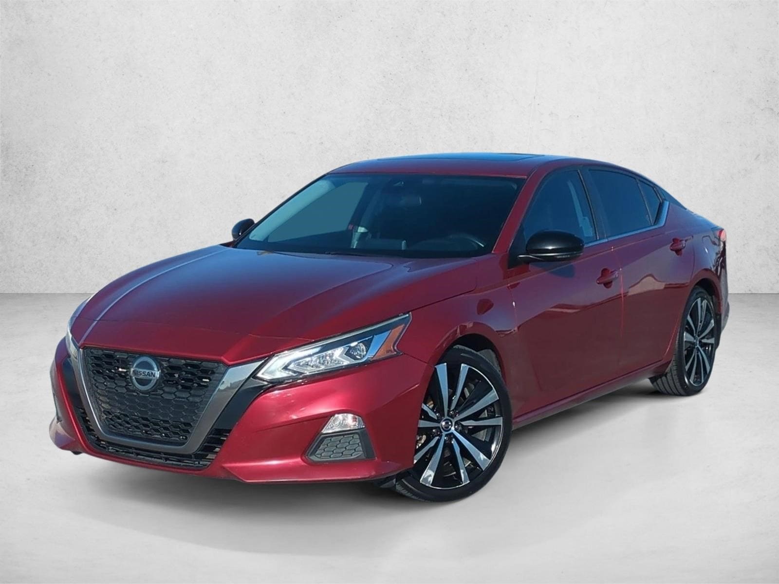 2021 Nissan Altima 2.5 SR photo 1