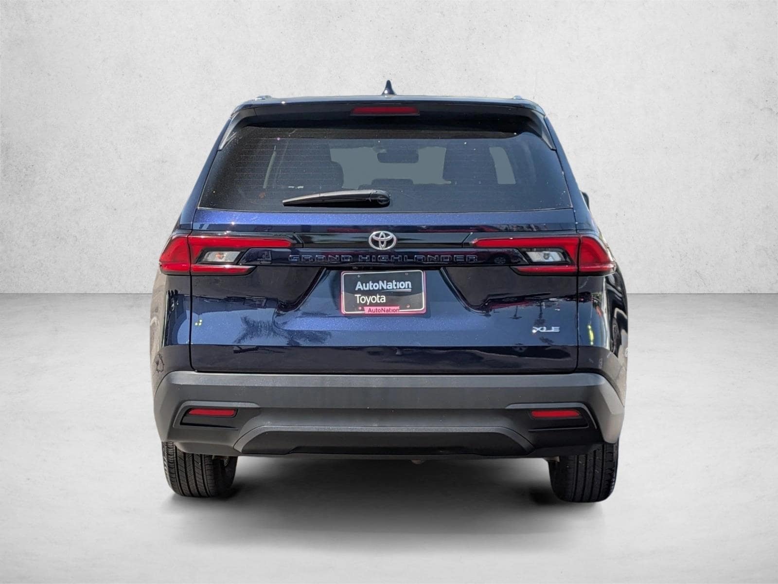 2025 Toyota Grand Highlander XLE photo 6