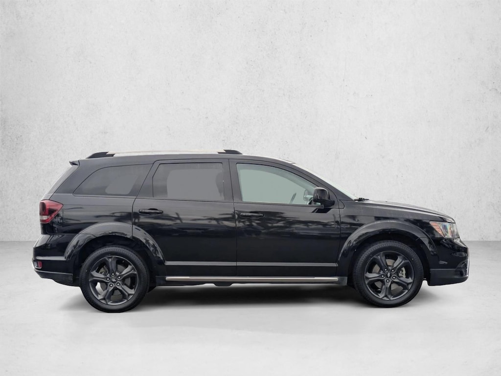Used 2018 Dodge Journey Crossroad SUV