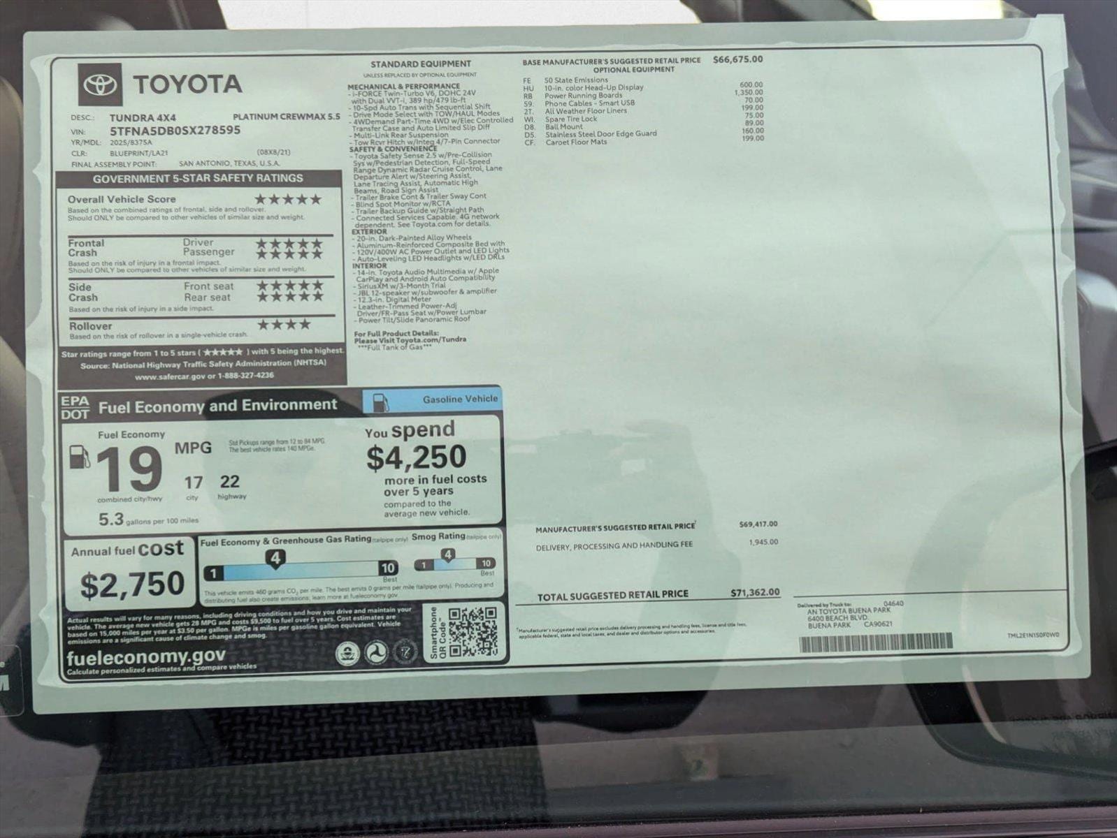 2025 Toyota Tundra Platinum - Photo 18