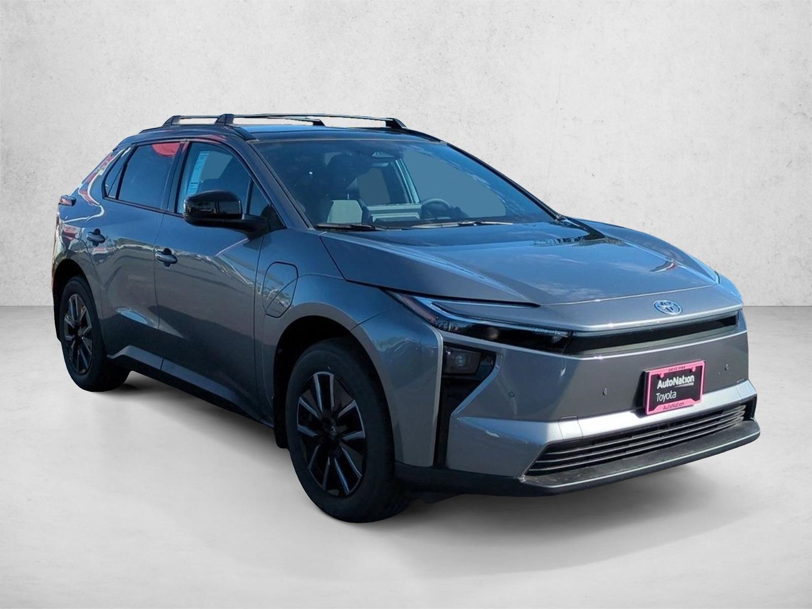 2026 Toyota bZ XLE - Photo 7