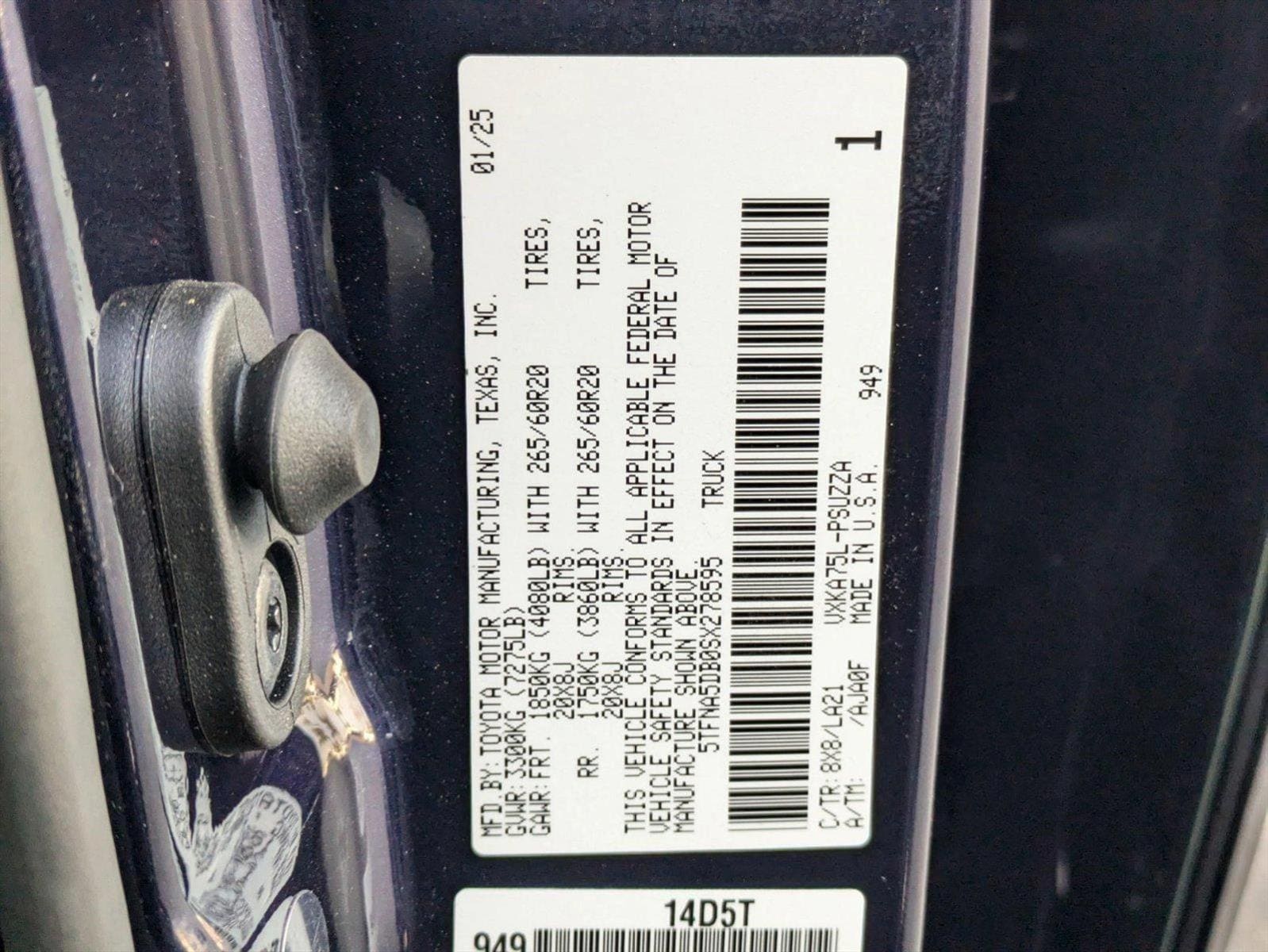 2025 Toyota Tundra Platinum - Photo 19