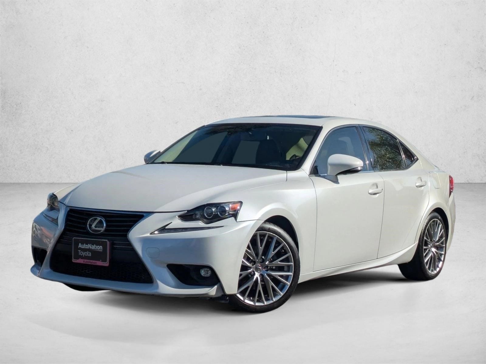 2015 Lexus IS 250's photo
