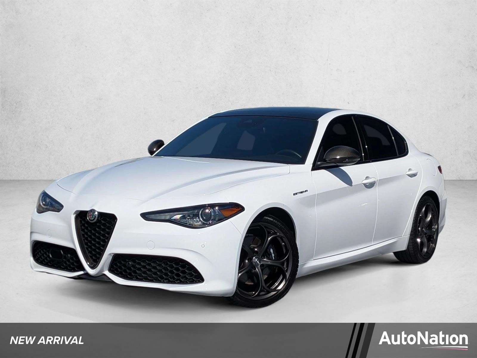 2023 Alfa Romeo Giulia Estrema RWD's photo