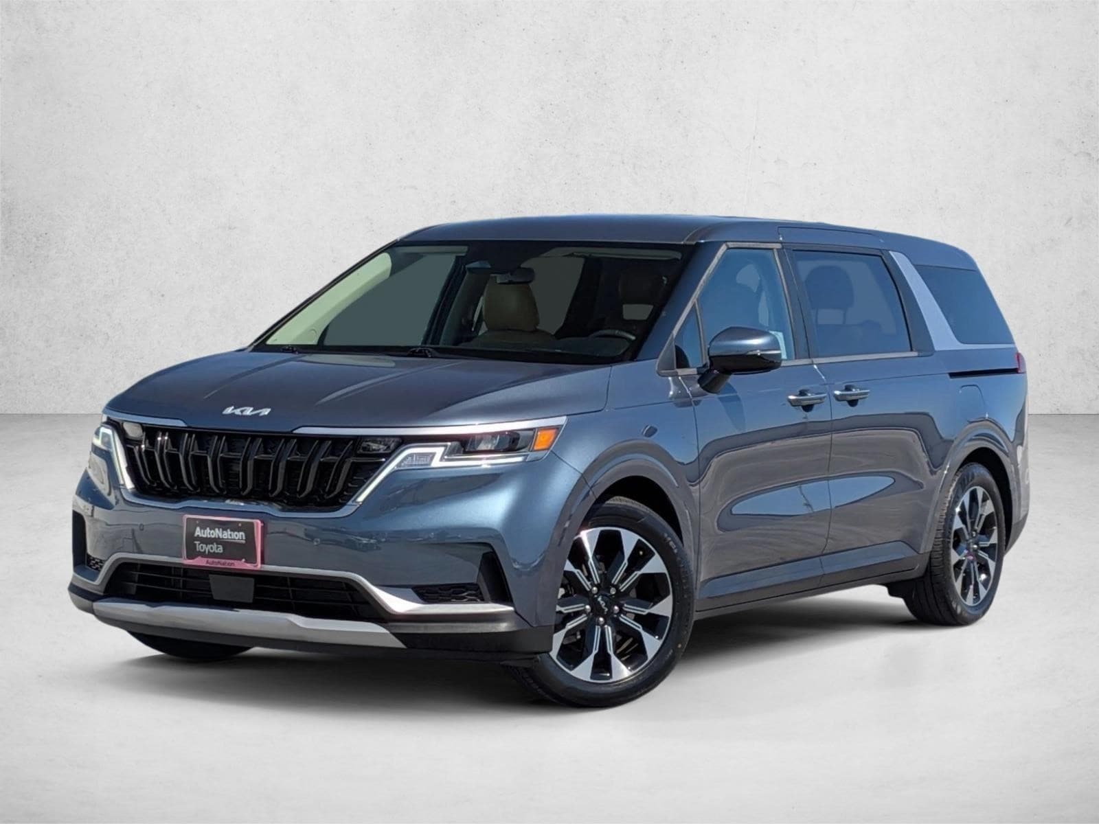 2024 Kia Carnival EX