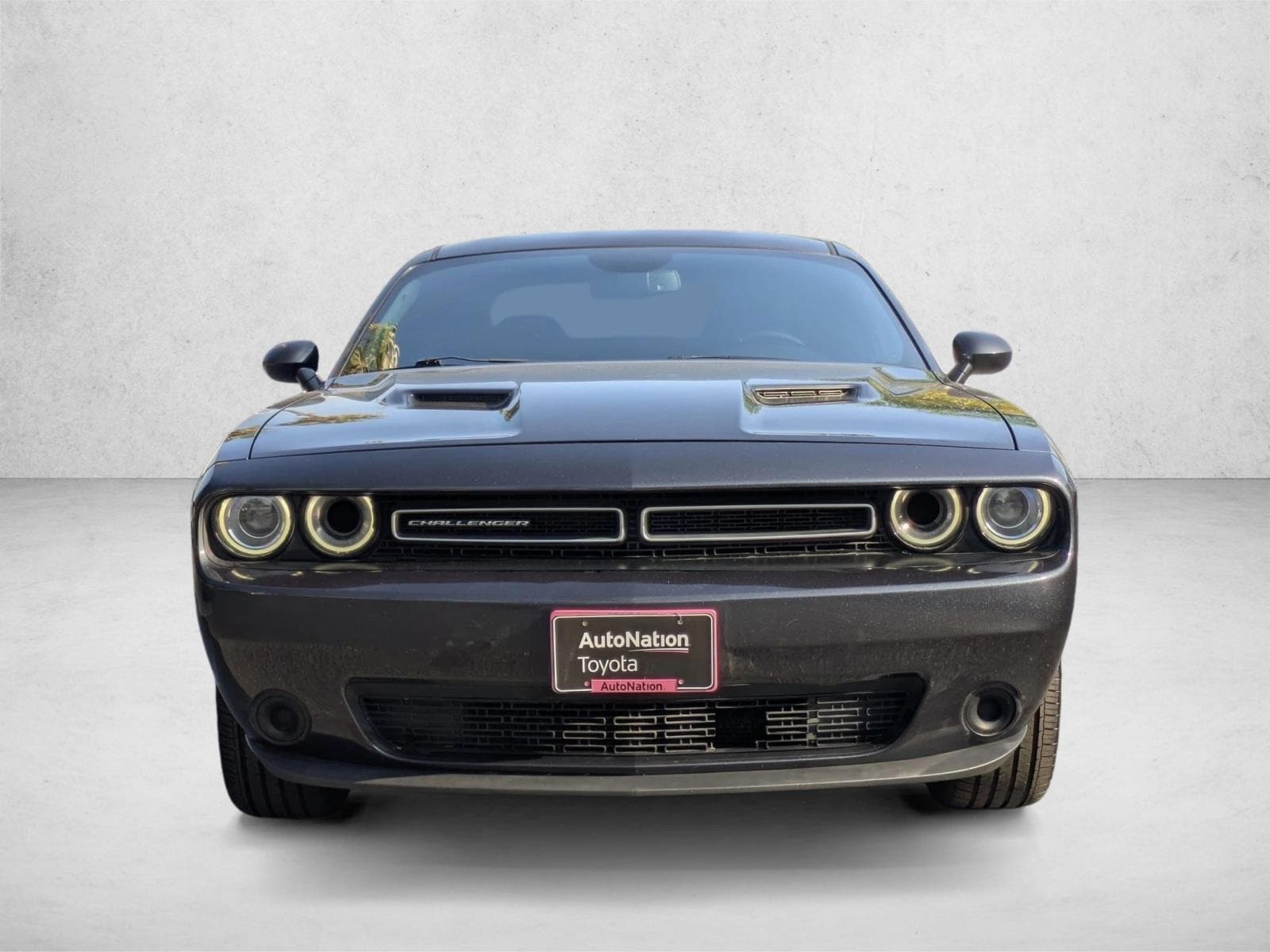Used 2019 Dodge Challenger SXT with VIN 2C3CDZAG8KH561809 for sale in Buena Park, CA