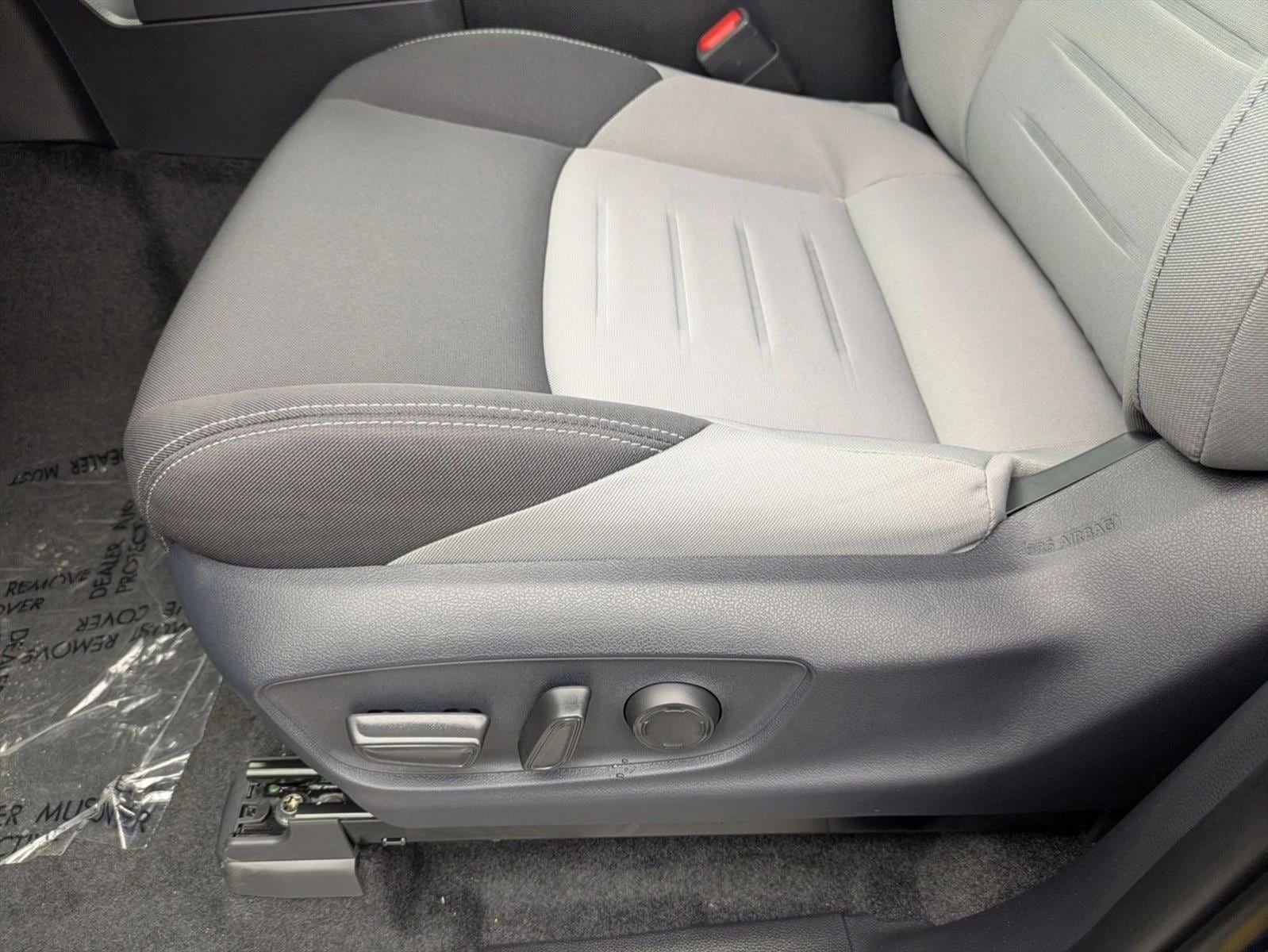 2025 Toyota Tacoma TRD Off Road - Photo 4