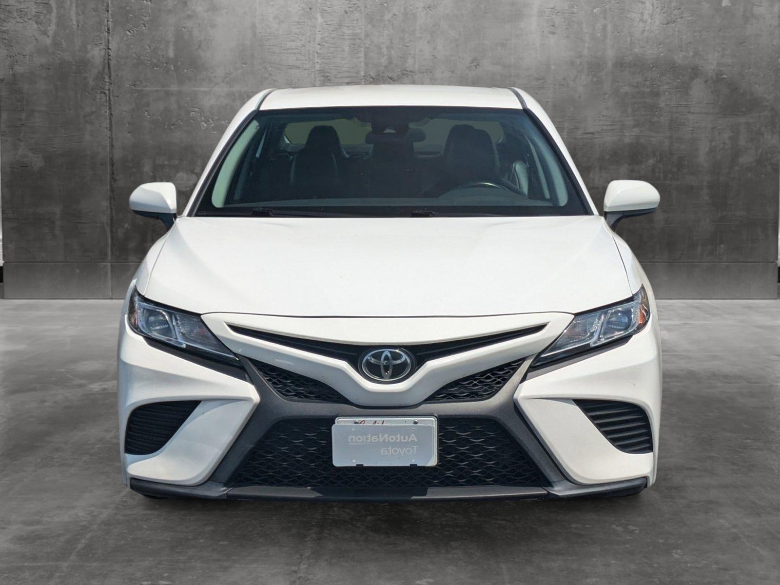 Used 2020 Toyota Camry SE with VIN 4T1G11AK6LU914408 for sale in Buena Park, CA