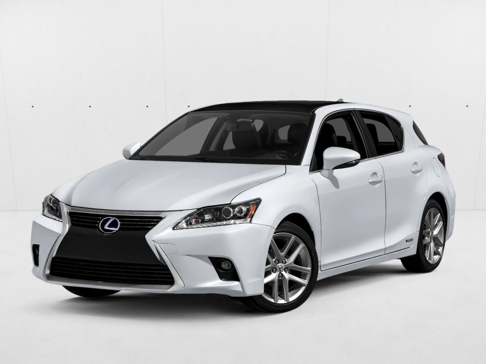2017 Lexus CT Base's photo